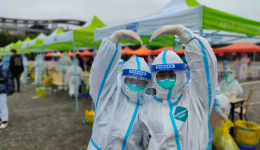 面对疫情，最美“夫妻档”的别样相聚